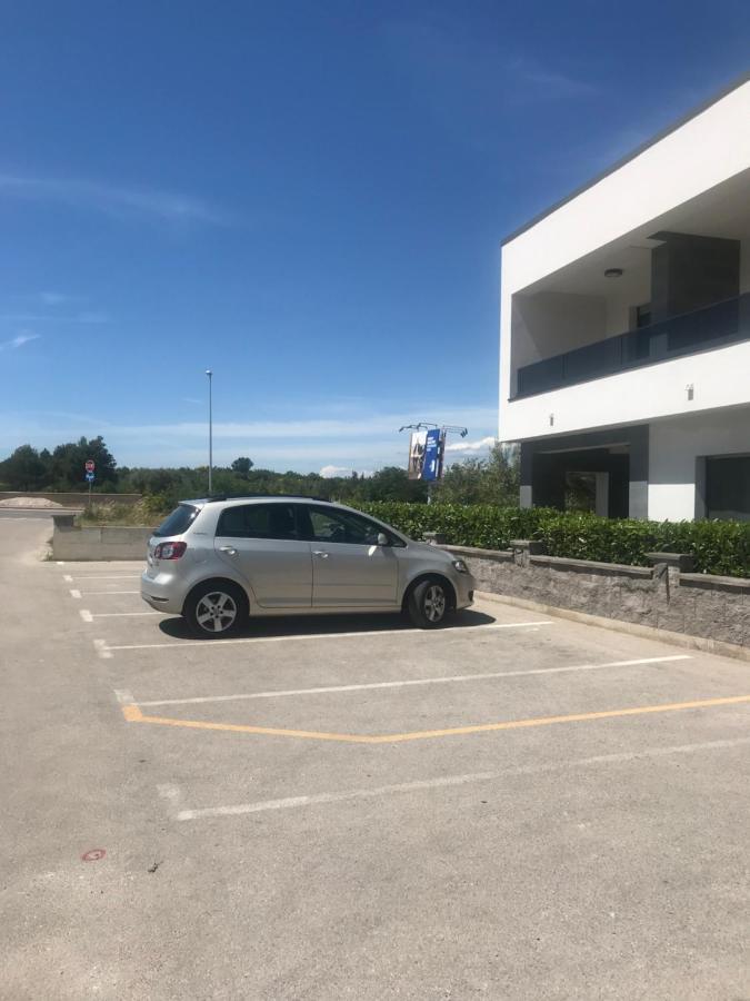 Apartmani Sipic Vodice Exterior foto